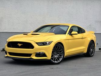2015 Ford Mustang GT Premium * 5.0 COYOTE V8 * 6 SPEED * BREMBO *