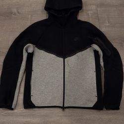 Nike Tech Fleece 