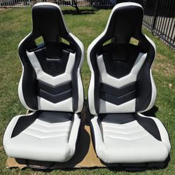 Universal Racing Seats
