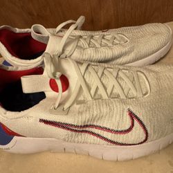 Men’s Nike Size 11.5