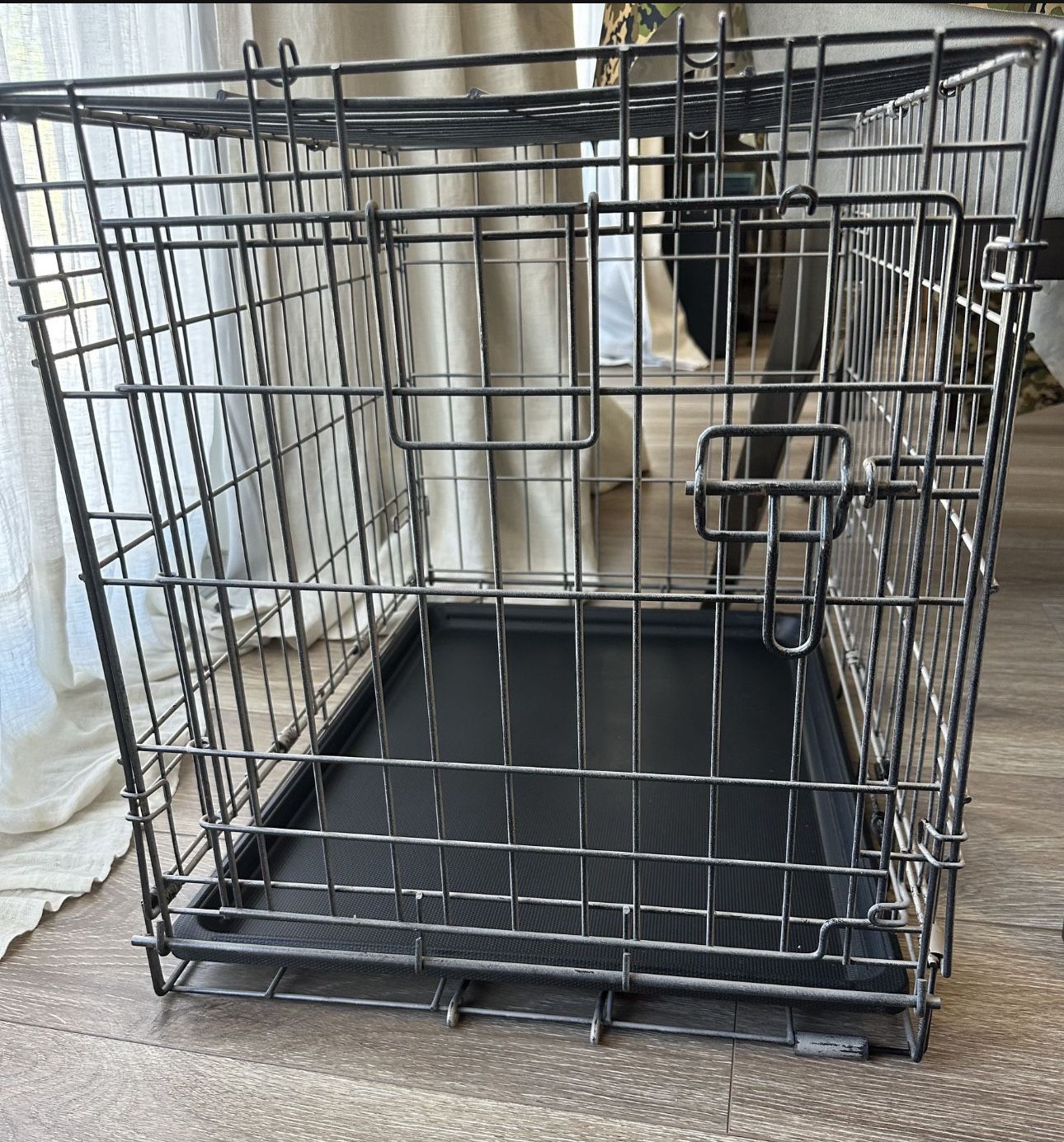 Dog Crate (small/medium) 