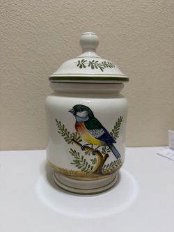 Free Italian porcelain pot