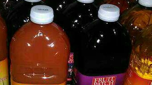 (14) bottles of juices! Apple,Grape,Grapefruit,Cranberry Apple Etc...