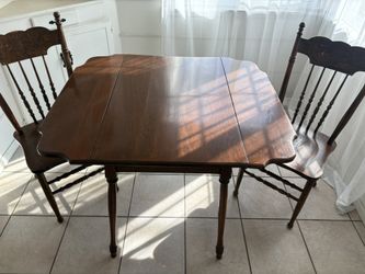 Leaf Table with 2 Chairs - Solid Oak