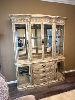 China cabinet