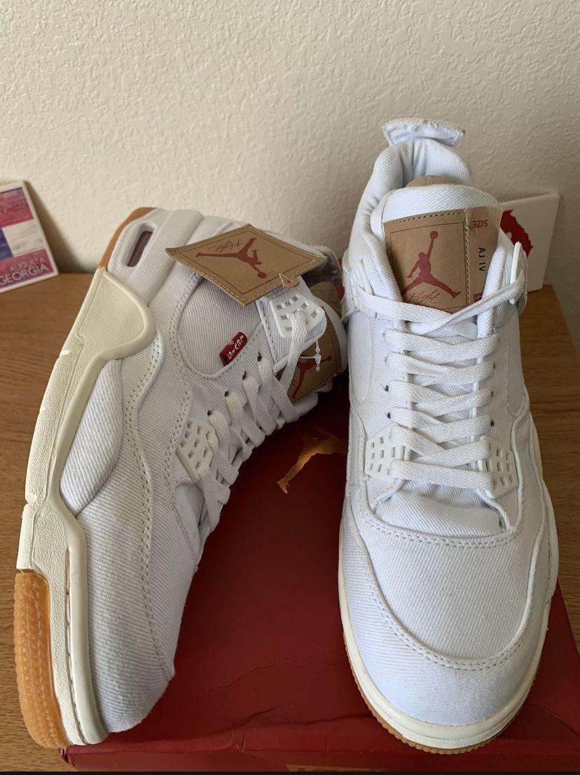 Jordan 4 Retro Levis White Levis Tag for Sale in San Mateo, CA - OfferUp