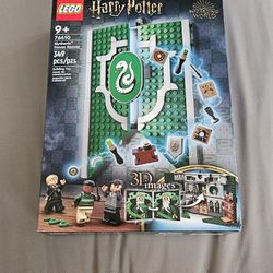 Lego 76410 Harry Potter Slytherin House Banner 