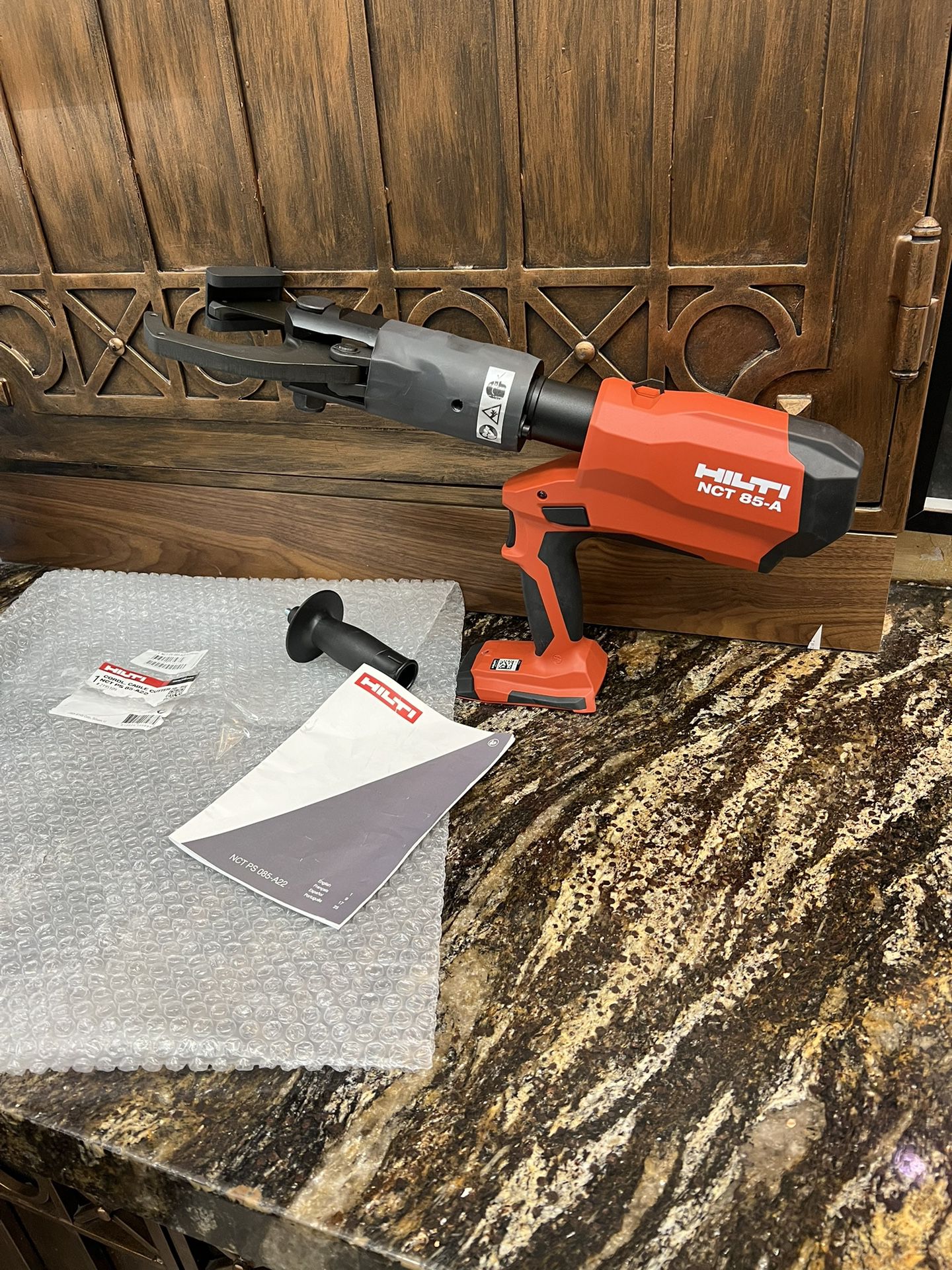 Hilti NCT 85-A Cu/Al cable cutter NEW!!,Hilti NCT 85-A Cable Cutter, Cordless pistol-grip copper and aluminum cable cutter,Hilti,Hilti Cable Cutter,
