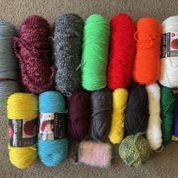 Huge Yarn Lot Plus Yarn Looms – Only $25! 🧶