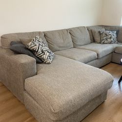 Sectional Couch With Pull Out Mattress 