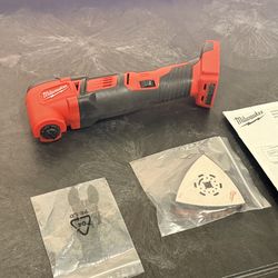 New Milwaukee M18 18V Lithium-Ion Cordless Oscillating Multi-Tool (Tool-Only)