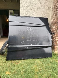 FREE 2010 Nissan Titan Fiberglass Truck Bed Cover – U-Haul