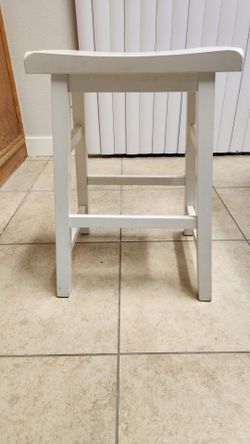 White Stools X2