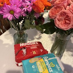 Huggies And Pampers Brand Diapers Size Preemie 