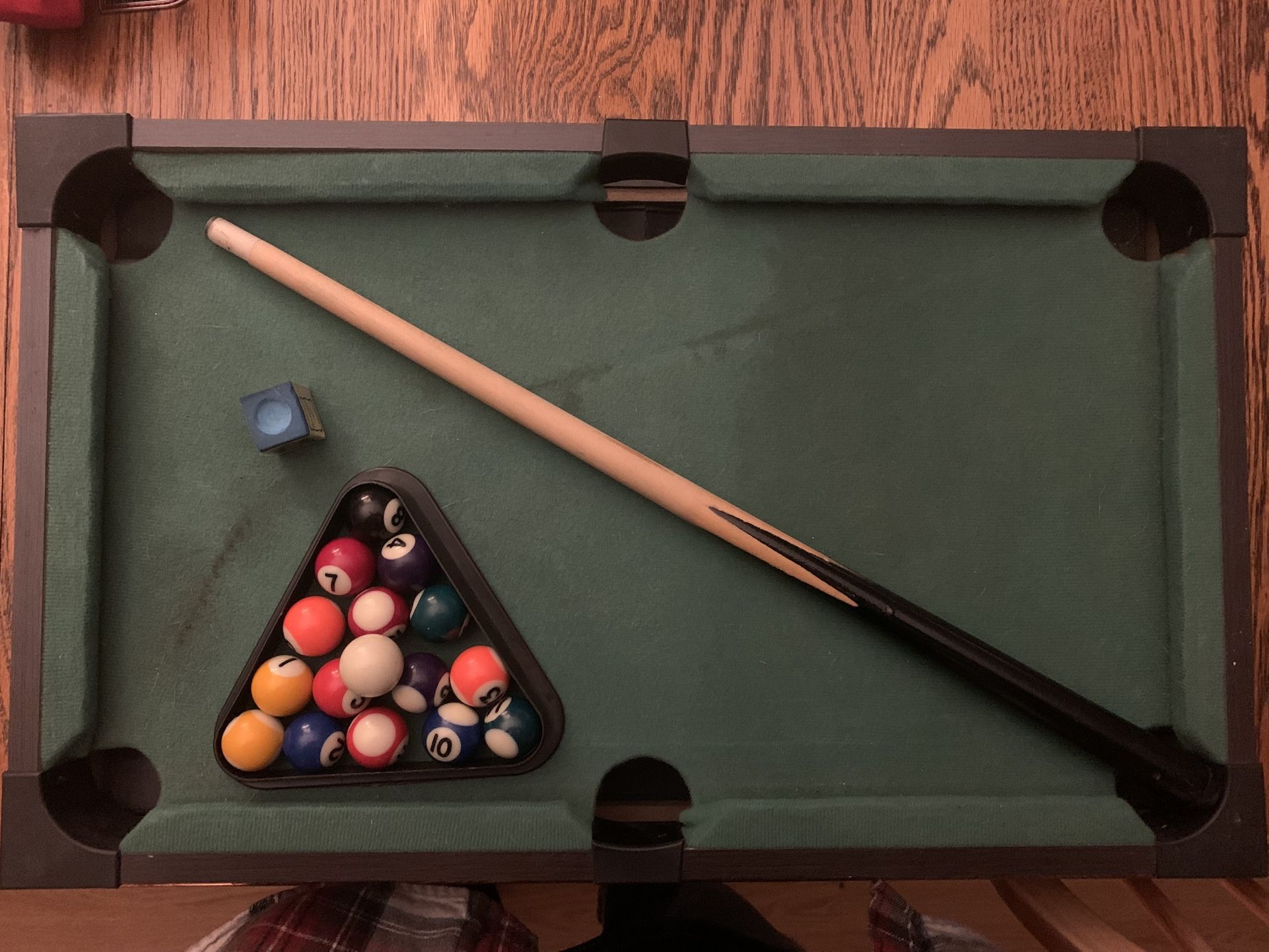 Mini Pool Table 