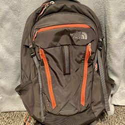 THE NORTH FACE SURGE Backpack black 