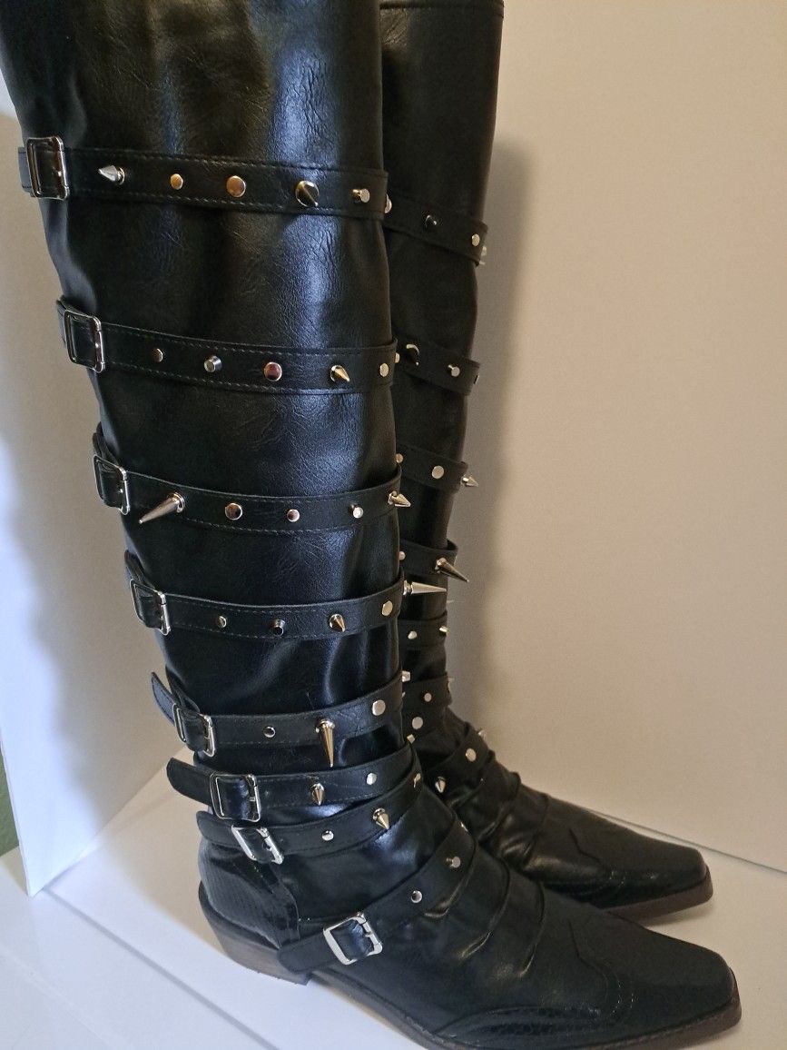 Motor Cycle Boots,Or Gothic ,Pointed Toe Chunky Heel Western Boots Over The Knee Thigh High Boots,Woman's Size 9.5 New Adjustable Straps.Priced Low .