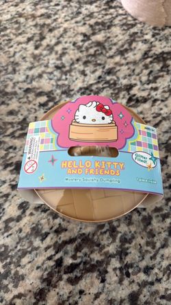 Hello Kitty and Friends Mystery Squishy Dumpling