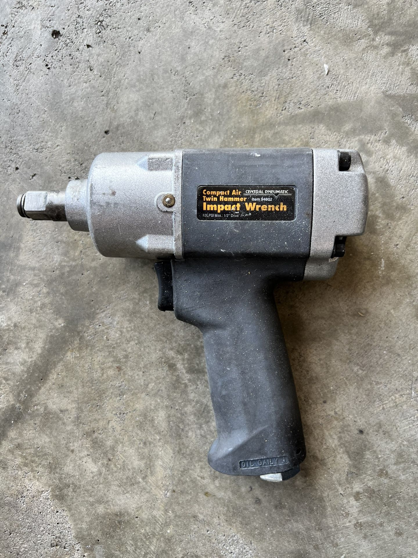 1/2 in. Air Impact Wrench Twin Hammer #94802 Reversible Central Pneumatic