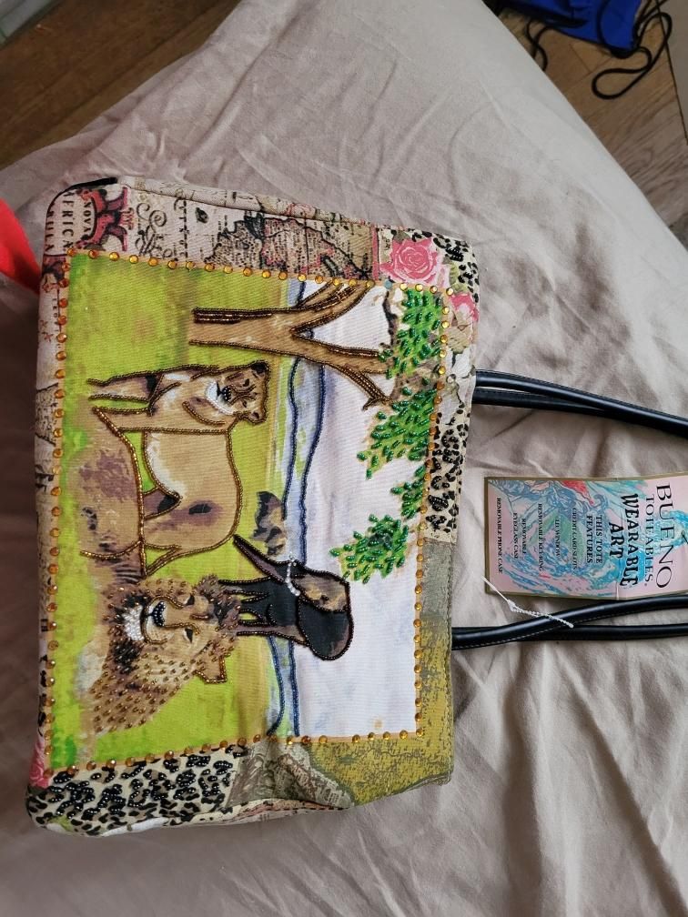 Bueno Wearable Art Printed Tote Bag - NEW - Great Gift!