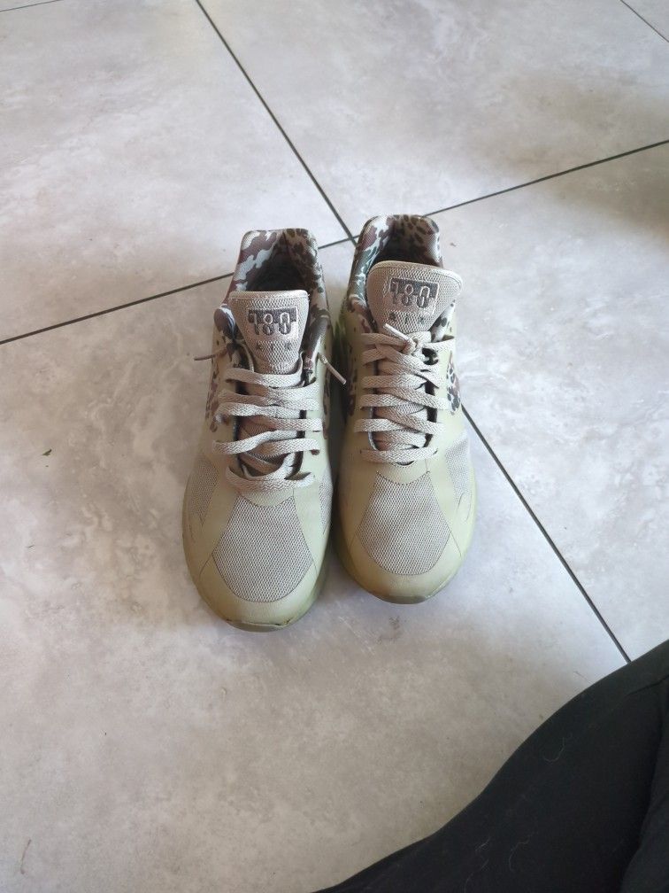 Size 11 Nike Air Max 180 SP “Germany”
Nike