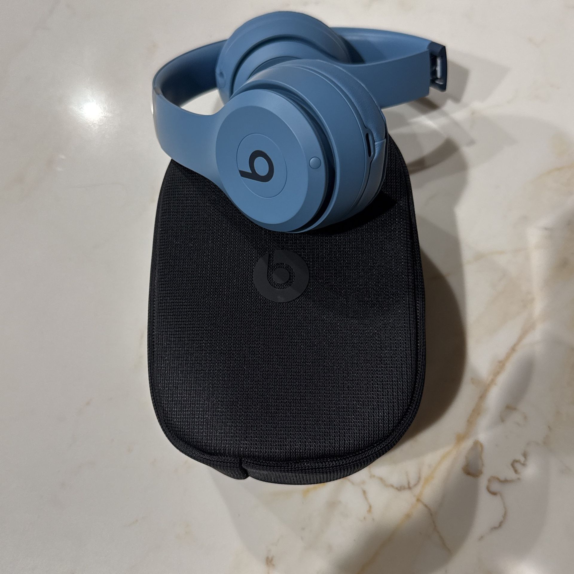 Beats Solo 4