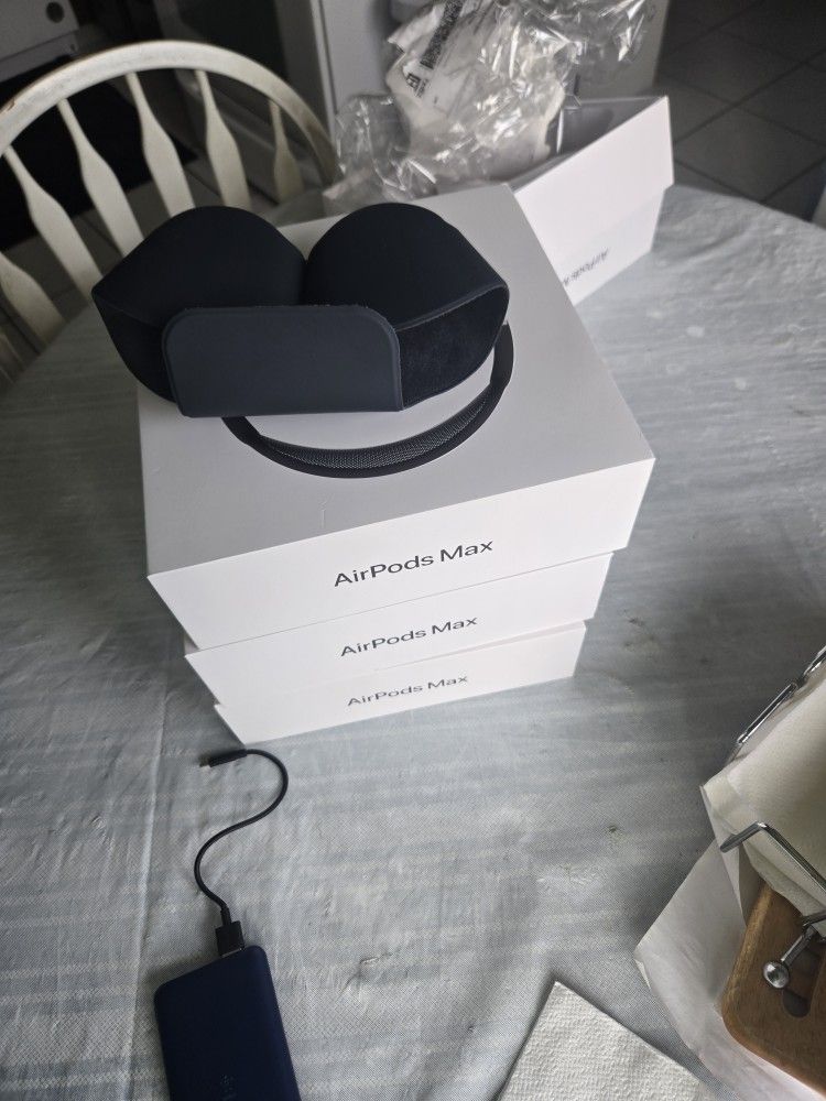 AirPods Max Midnight USB-C