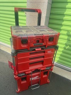 Brand New Milwaukee PACKOUT 3-Piece Rolling Toolbox Set