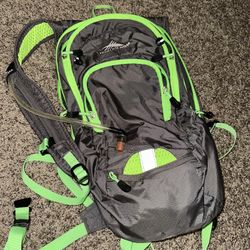 High Sierra Hydration Pack 2L