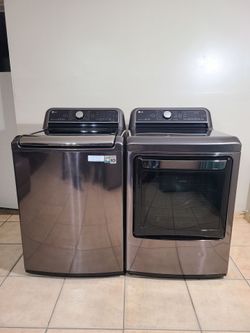 LG Washer and Dryer Set Graphite Steel free deliver and install 3 month warranty