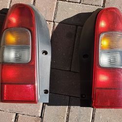2003 Pontiac Montana tail lights. $20 each