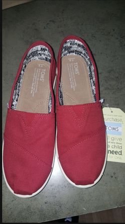 Toms Shoes 