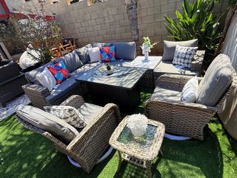 Patio furniture set outdoor new in the box