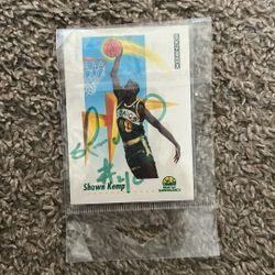 Signed Shawn Kemp Card