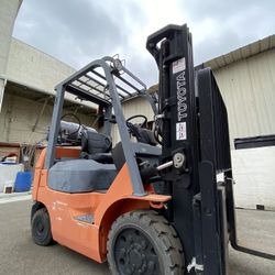 HEAVY TOYOTA forklift For Sale 
