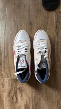 Brand new Reebok size 8 1/2 $40
