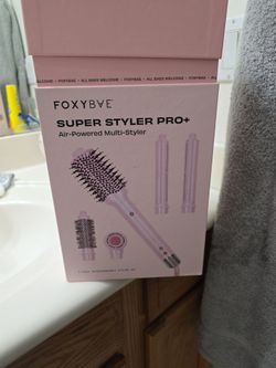$25  FOXYBAE Super Styler Pro like new