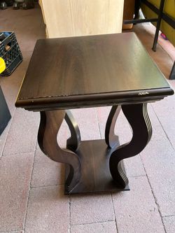 2 side tables
