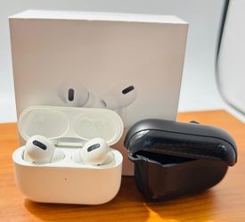 Apple AirPods PRO ONLY $99