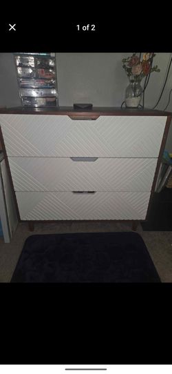 Turaco Dresser
