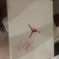 🔥 Limited Edition Jordan 3 Football Cleat – Signed Box by Davante Adams (Rare 🔥)