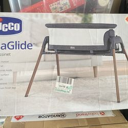 NEW Chicco LullaGlide 3-in-1 Bassinet - $70 each (2 available)