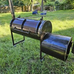 Custom BBQ Smoker Grill  $600