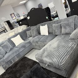 🩶🛋️ GRAY PULLOUT STORAGE SECTIONAL – SLEEPER + STORAGE! 🛋️🩶