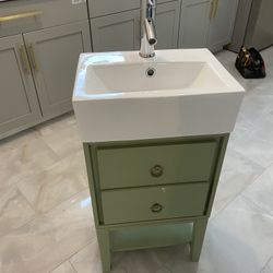 Modern Bathroom vanity with sink Small 18 X 12 34 Inches Tall Perfect For Small Bathroom 