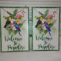 SEASONAL DOOR HANGERS 