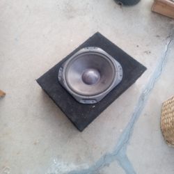 Good 12 Woofer Comes With Speaker Box