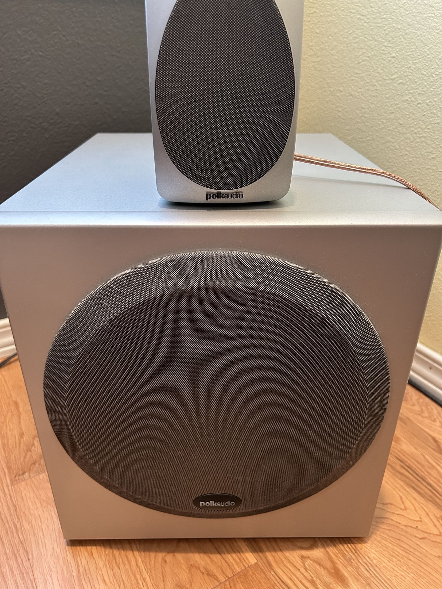 Polk Audio Speaker System