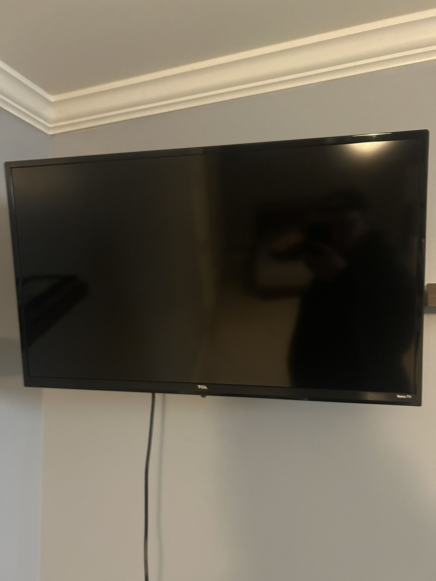 32inch TCL Roku Tv