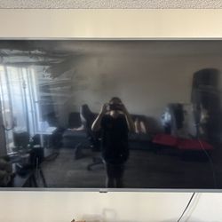 60 Inch Hisense TV 